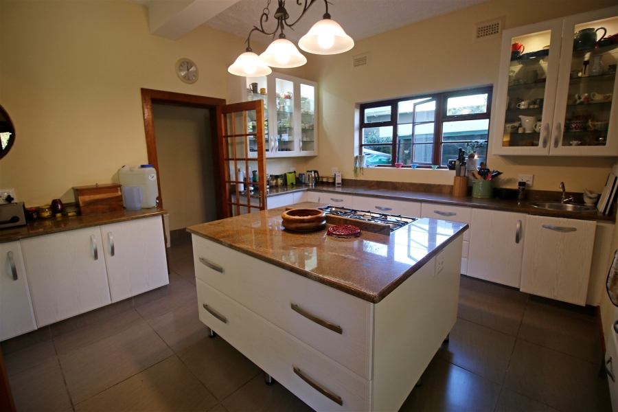 5 Bedroom Property for Sale in Vincent Eastern Cape